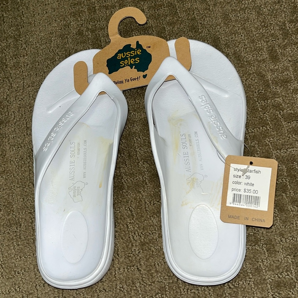 Aussie Soles Starfish Flip Flops Size 8/39 NWT